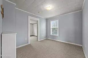 53 Newell St, Pittsfield, MA 01201 - Photo 32