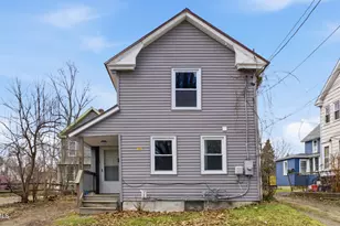 243 Robbins Ave, Pittsfield, MA 01201 - Photo 2