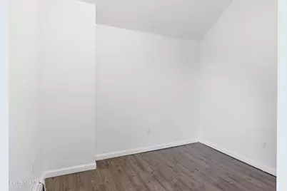 243 Robbins Ave, Pittsfield, MA 01201 - Photo 12