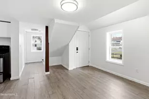 243 Robbins Ave, Pittsfield, MA 01201 - Photo 6