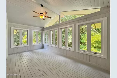 26 Westbrook Ter, Pittsfield, MA 01201 - Photo 26