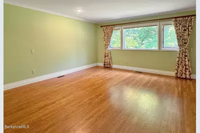 26 Westbrook Ter, Pittsfield, MA 01201 - Photo 34