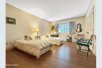 26 Westbrook Ter, Pittsfield, MA 01201 - Photo 32