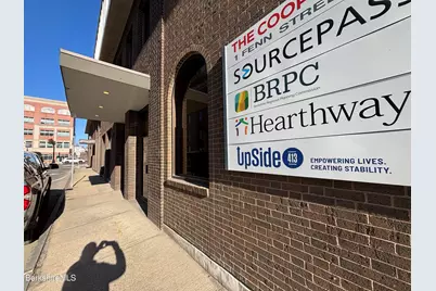 29 Fenn St, Pittsfield, MA 01201 - Photo 2