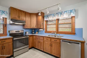 193 Cold Spring Rd, Williamstown, MA 01267 - Photo 14