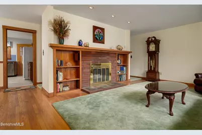 193 Cold Spring Rd, Williamstown, MA 01267 - Photo 10