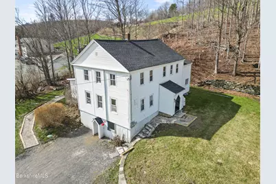 203-205 Main St, Hancock, MA 01237 - Photo 8