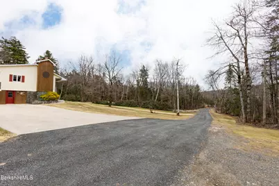 4 Birch Hill Rd, Peru, MA 01235 - Photo 8