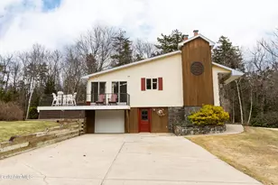 4 Birch Hill Rd, Peru, MA 01235 - Photo 6