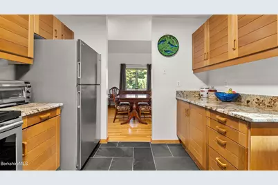 1 Cornwall Dr, Great Barrington, MA 01230 - Photo 20