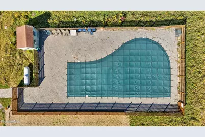 1 Cornwall Dr, Great Barrington, MA 01230 - Photo 8