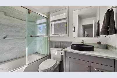 1 Cornwall Dr, Great Barrington, MA 01230 - Photo 28