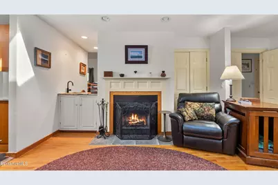 1 Cornwall Dr, Great Barrington, MA 01230 - Photo 18