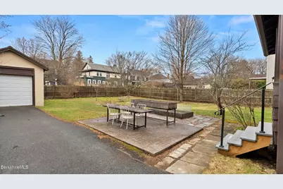 69 Commonwealth Ave, Pittsfield, MA 01201 - Photo 6