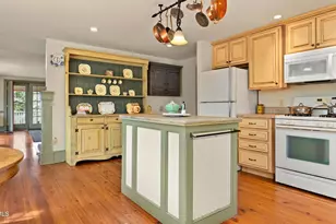 260 Maple Ave, Great Barrington, MA 01230 - Photo 10