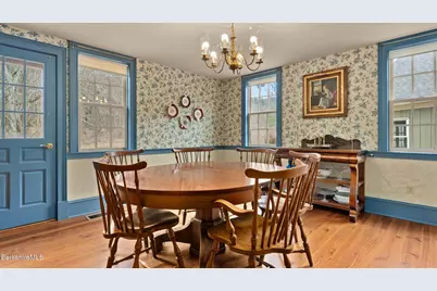 260 Maple Ave, Great Barrington, MA 01230 - Photo 14