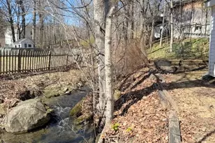 33 Hancock Rd, Williamstown, MA 01267 - Photo 8