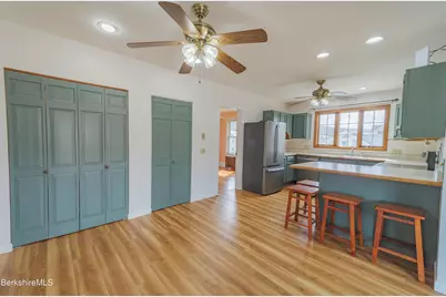 108 N Summer St, Adams, MA 01220 - Photo 10