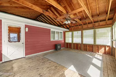 55 Crystal St, Pittsfield, MA 01201 - Photo 38