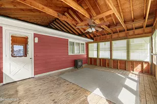 55 Crystal St, Pittsfield, MA 01201 - Photo 38