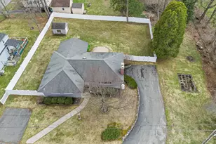 55 Crystal St, Pittsfield, MA 01201 - Photo 48