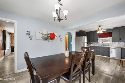 322 Cheshire Rd, Pittsfield, MA 01201 - Photo 16