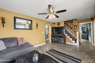 322 Cheshire Rd, Pittsfield, MA 01201 - Photo 6