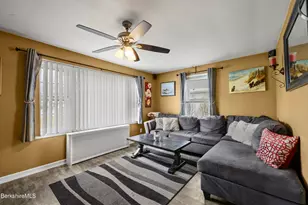 322 Cheshire Rd, Pittsfield, MA 01201 - Photo 8