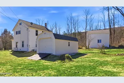 298 Housatonic St, Dalton, MA 01226 - Photo 2