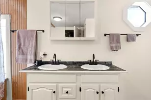 298 E Housatonic St, Dalton, MA 01226 - Photo 24