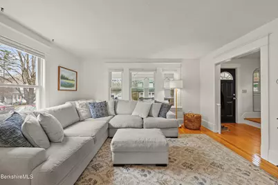 27 Morgan St, Pittsfield, MA 01201 - Photo 6