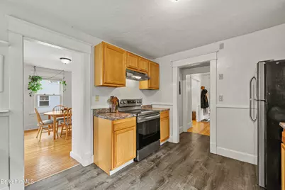 27 Morgan St, Pittsfield, MA 01201 - Photo 14