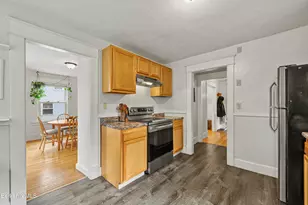 27 Morgan St, Pittsfield, MA 01201 - Photo 14