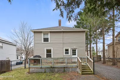 27 Morgan St, Pittsfield, MA 01201 - Photo 30