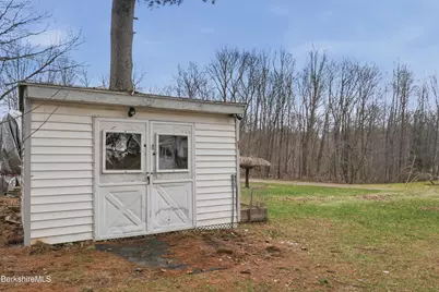 1286 North St, Pittsfield, MA 01201 - Photo 36