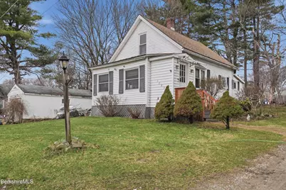 1286 North St, Pittsfield, MA 01201 - Photo 2