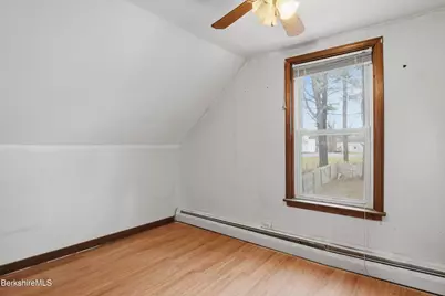 1286 North St, Pittsfield, MA 01201 - Photo 28