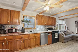 1286 North St, Pittsfield, MA 01201 - Photo 16