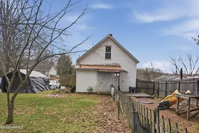 1286 North St, Pittsfield, MA 01201 - Photo 38