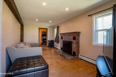 28 Adell St, Pittsfield, MA 01201 - Photo 20