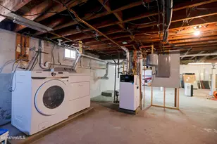 28 Adell St, Pittsfield, MA 01201 - Photo 24