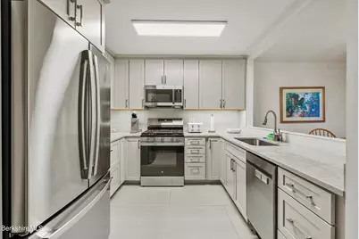 1136 Barker Rd #27, Pittsfield, MA 01201 - Photo 12