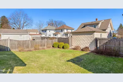 67 Strong Ave, Pittsfield, MA 01201 - Photo 22