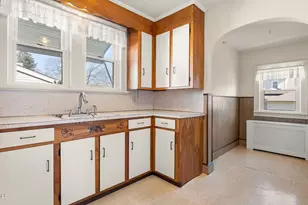 67 Strong Ave, Pittsfield, MA 01201 - Photo 10