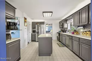 31 E Housatonic St, Dalton, MA 01226 - Photo 4