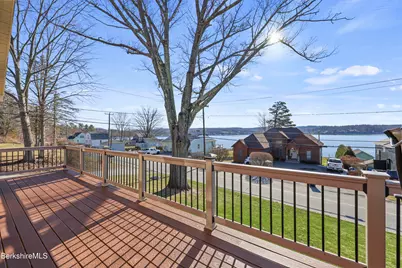 200 Narragansett Ave, Lanesborough, MA 01237 - Photo 10