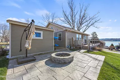 200 Narragansett Ave, Lanesborough, MA 01237 - Photo 54