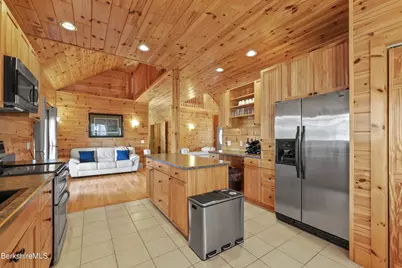 633 E Otis Rd, Otis, MA 01253 - Photo 20