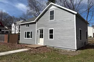 23 Murray Ave, North Adams, MA 01247 - Photo 1