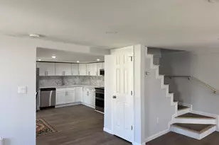 23 Murray Ave, North Adams, MA 01247 - Photo 12